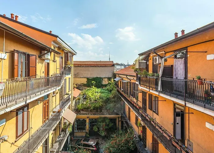 Mi Navigli Милан